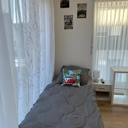 Bibi-lux *